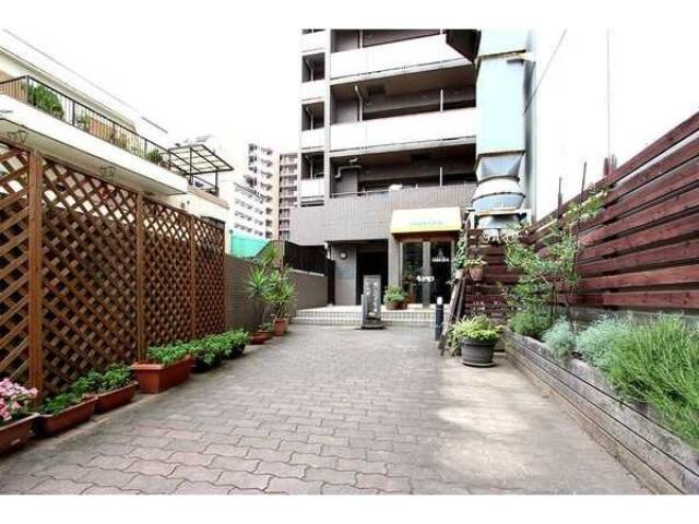 アスール江坂外観写真2