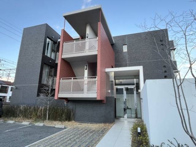 HGTコート高槻外観写真1