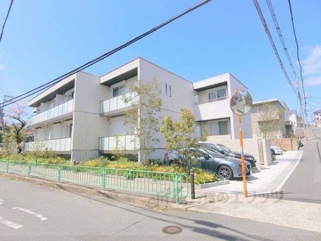 シャーメゾンＣＥＬＳＵＳ外観写真2