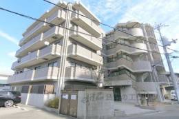 MA－COURT外観写真