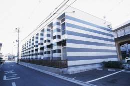 レオパレス辻子外観写真