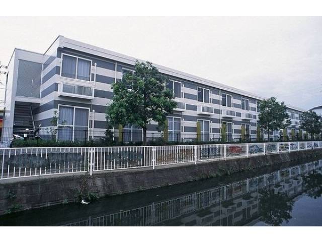 レオパレスミルキーウェイ外観写真2