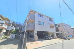 レオパレス康徳ハイツ外観写真