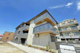 ラ・パーチェ江坂 Ⅰ外観写真