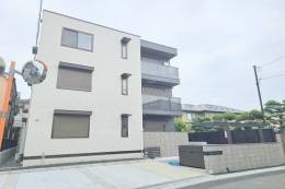 クラシスト千里丘上外観写真