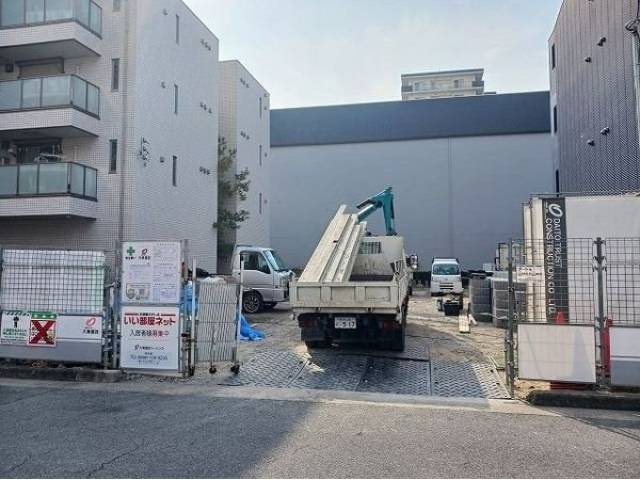 東一津屋アパート（０２７２６８１０１）外観写真1