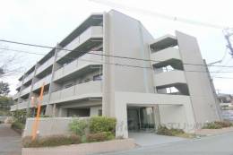 レシェンテ耳原外観写真