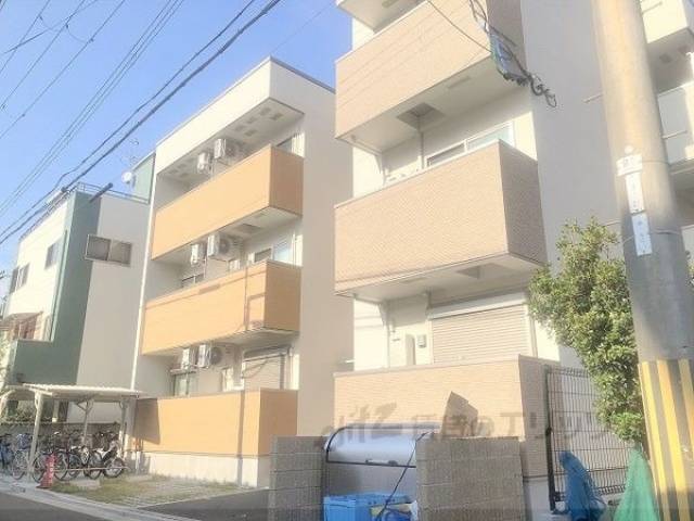 フジパレス千里丘外観写真2