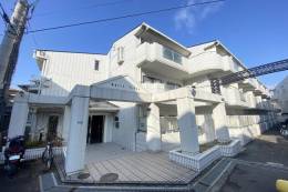 ホワイトプラザ外観写真