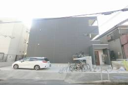 リブリ・ラゴーラ外観写真