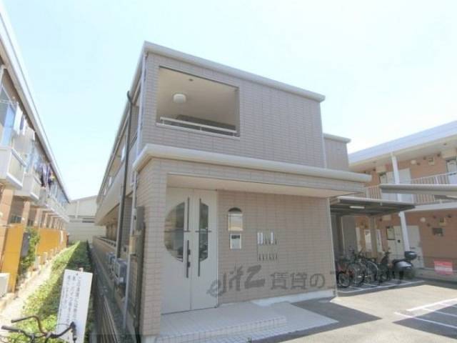 メゾン東雲外観写真1