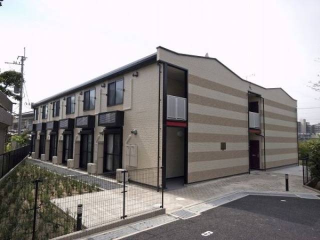 レオパレス奈佐原外観写真1