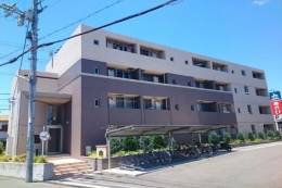 ヴォナール　コート外観写真