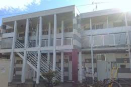 レオパレスシャローム氷室外観写真