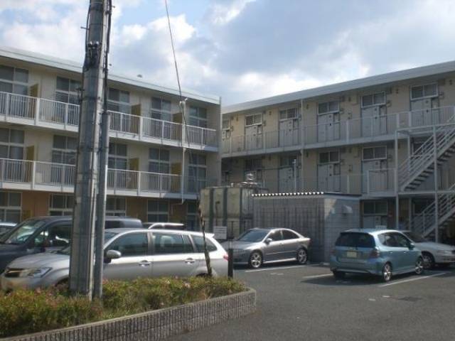 レオパレス上穂積外観写真1