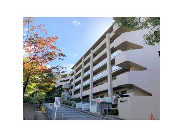 アーバンパーク緑地公園外観写真1