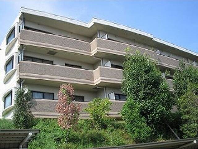 カルム千里山土井外観写真1