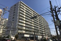 シーアイハイツ南千里　A棟外観写真