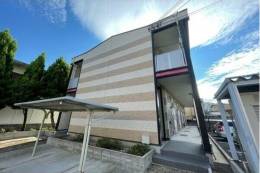 レオパレス千里山西外観写真