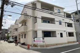 プール・トゥジュール ジャンフランソワ外観写真