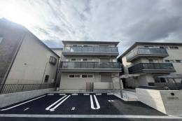 ラ・パーチェ江坂　Ⅱ外観写真