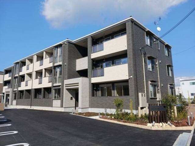 ソレイユ茨木外観写真1