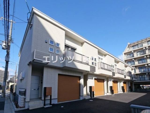 貸家外観写真1
