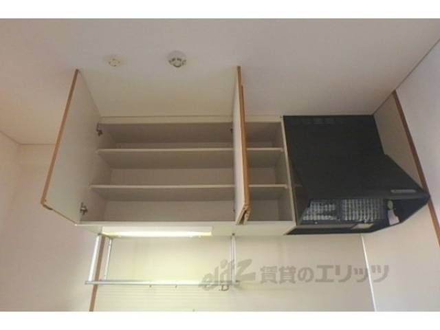 キッチン　収納