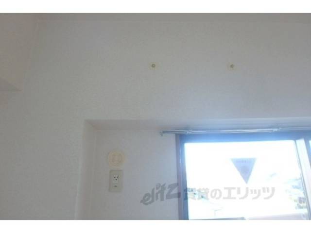 リビング　エアコン設置場所