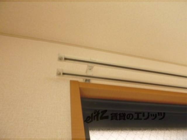 カーテンレール