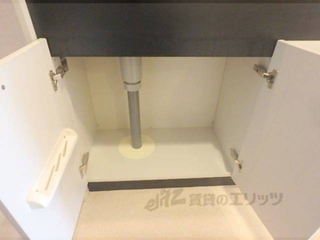 キッチン　下部収納
