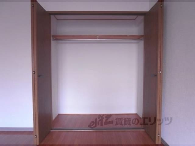 収納　洋室収納