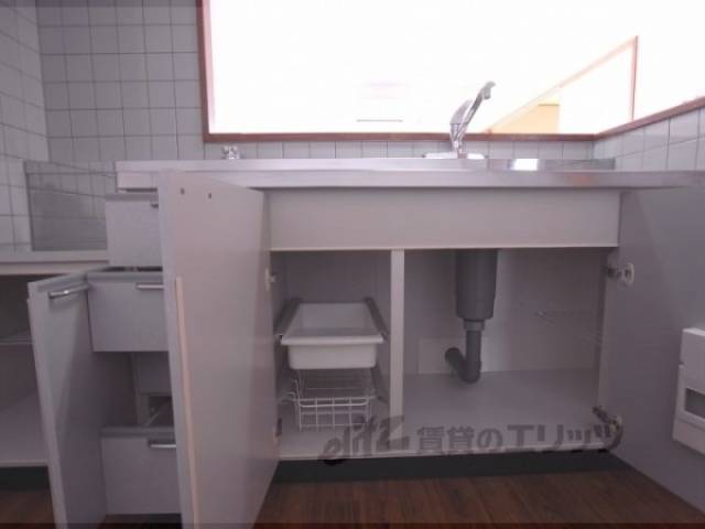 キッチン　キッチン下収納