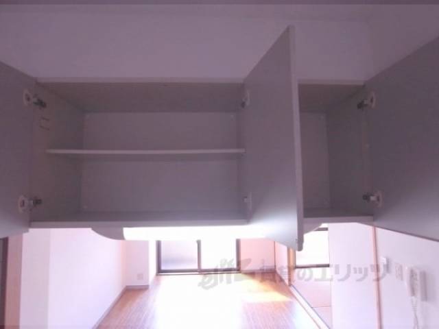 キッチン　キッチン上収納