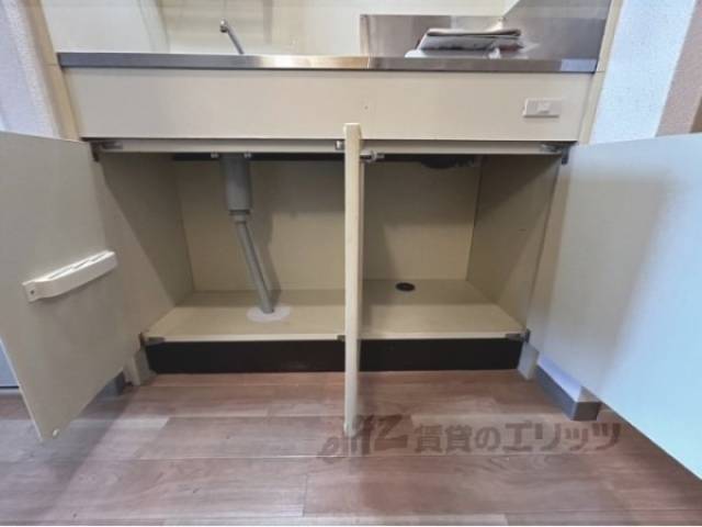 キッチン　下収納