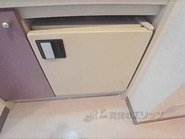 冷蔵庫置場