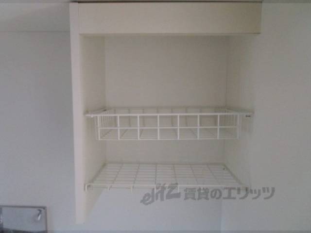 キッチン　収納