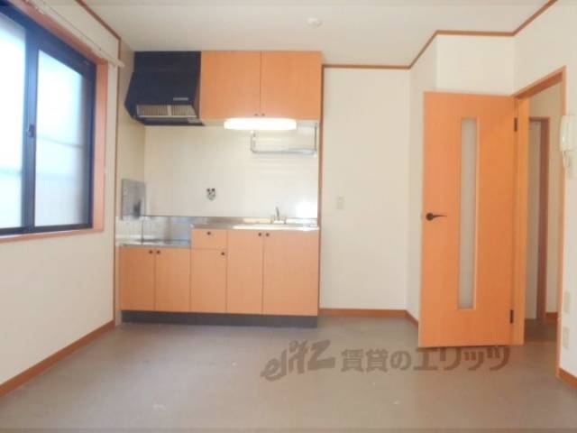 居室　窓付いています