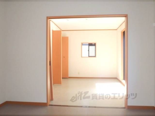 居室　洋室と繋がっています