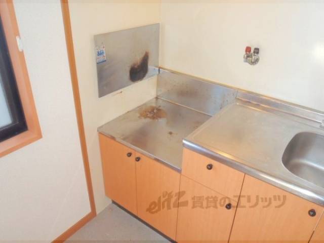 キッチン　２口コンロ設置可