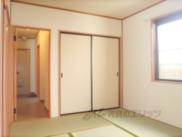 和室　和室の四隅から