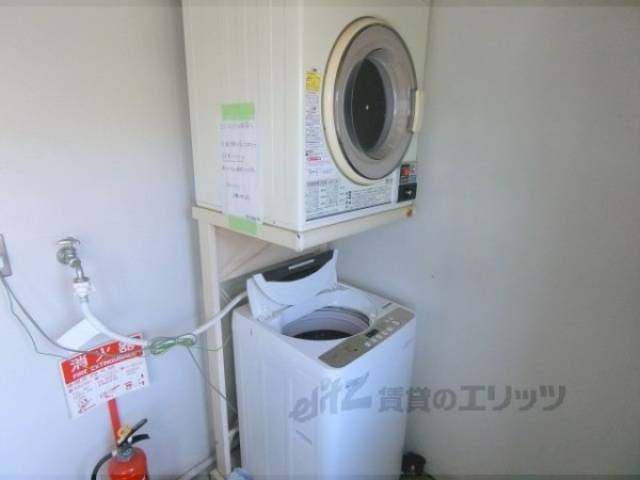 洗濯機置場　共用ランドリー
