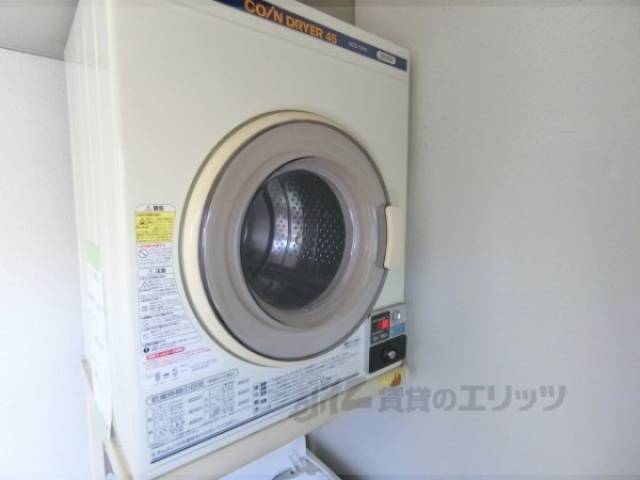 洗濯機置場　共用ランドリー