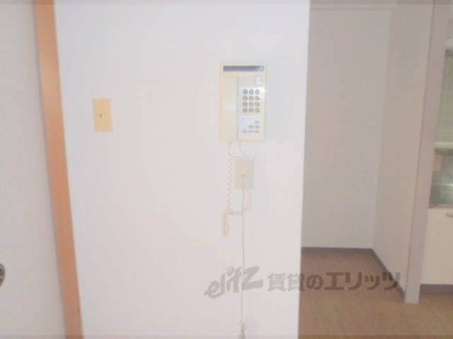 リビング　インターホン