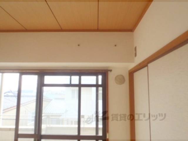 和室　エアコン設置場