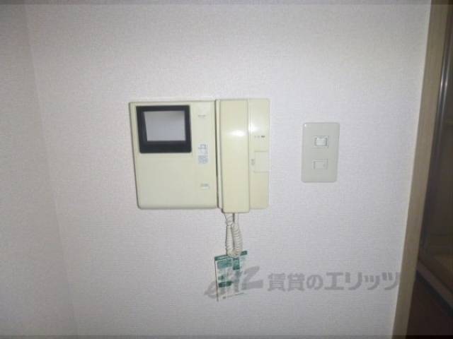 洋室　モニターフォン