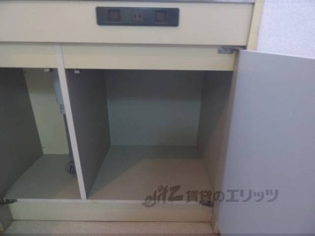 冷蔵庫置場