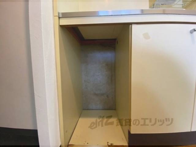 冷蔵庫置場