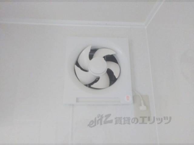 キッチン　換気扇