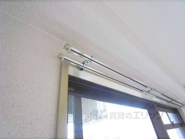 カーテンレール